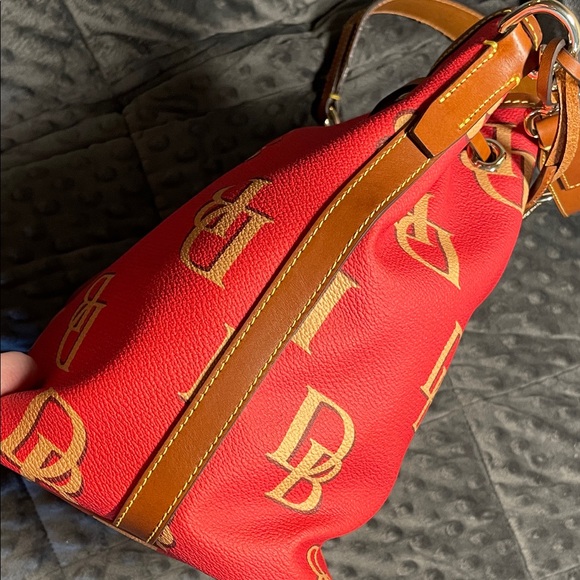 Dooney & Bourke Red and Tan Logo Shoulder Bag drawstring large purse - Picture 6 of 14
